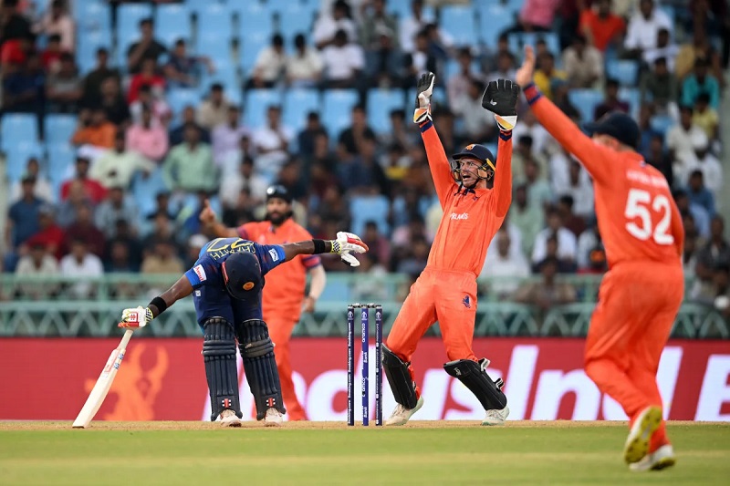 Sri Lanka’s first win, defeating the Netherlands by 5 wickets